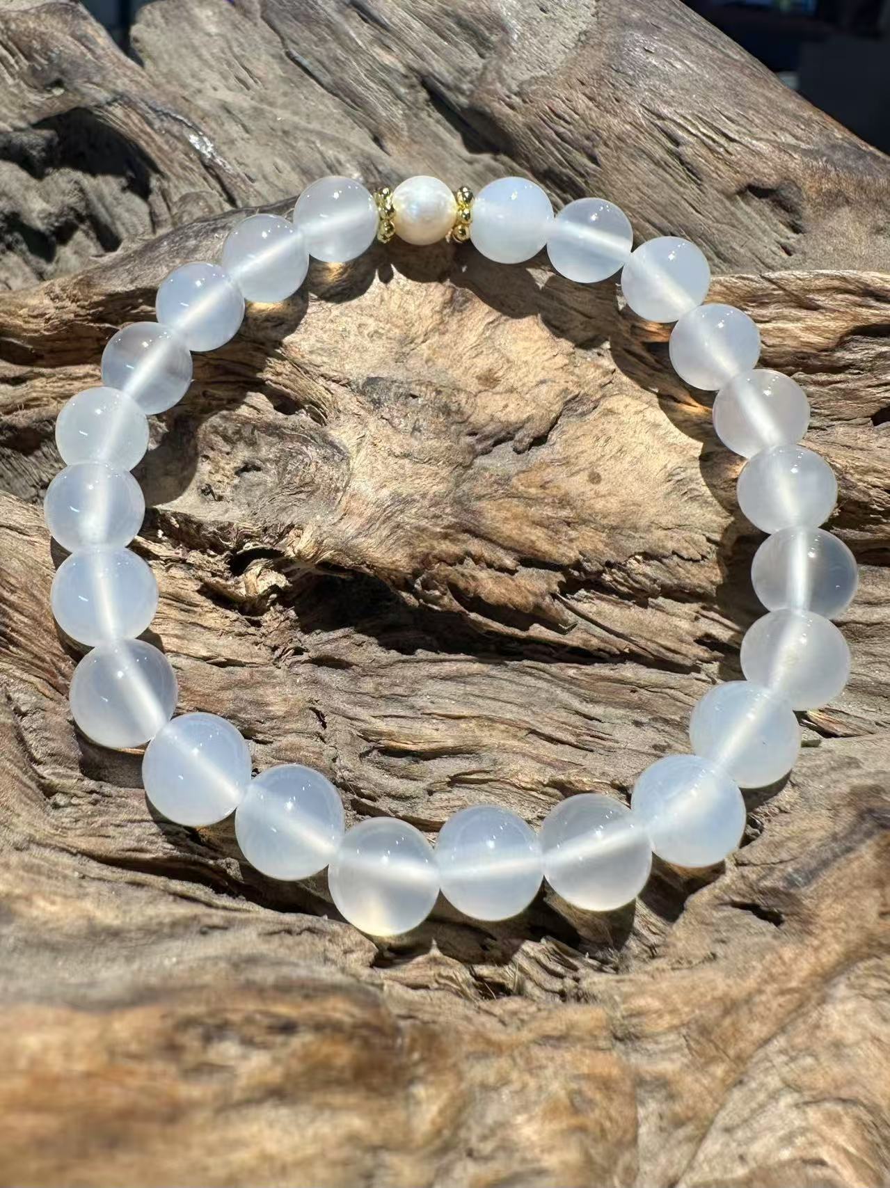 Luminous Natural White Chalcedony and Freshwater Pearl Bracelet