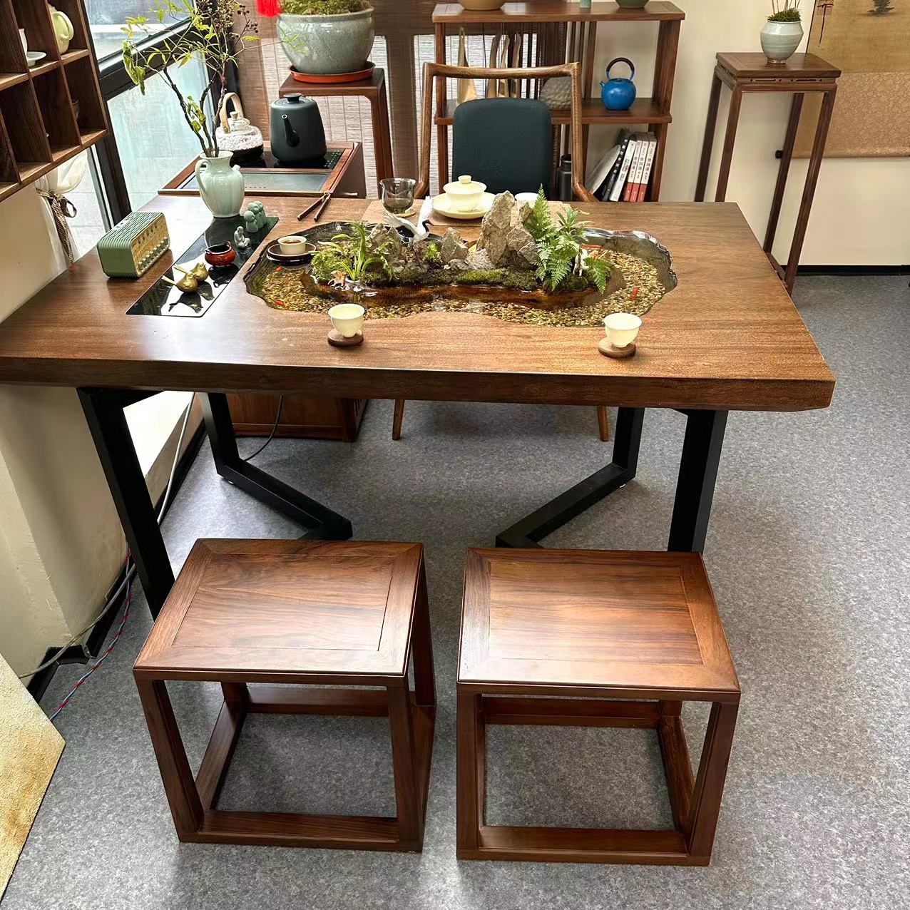 YUN Solid Wood Stool