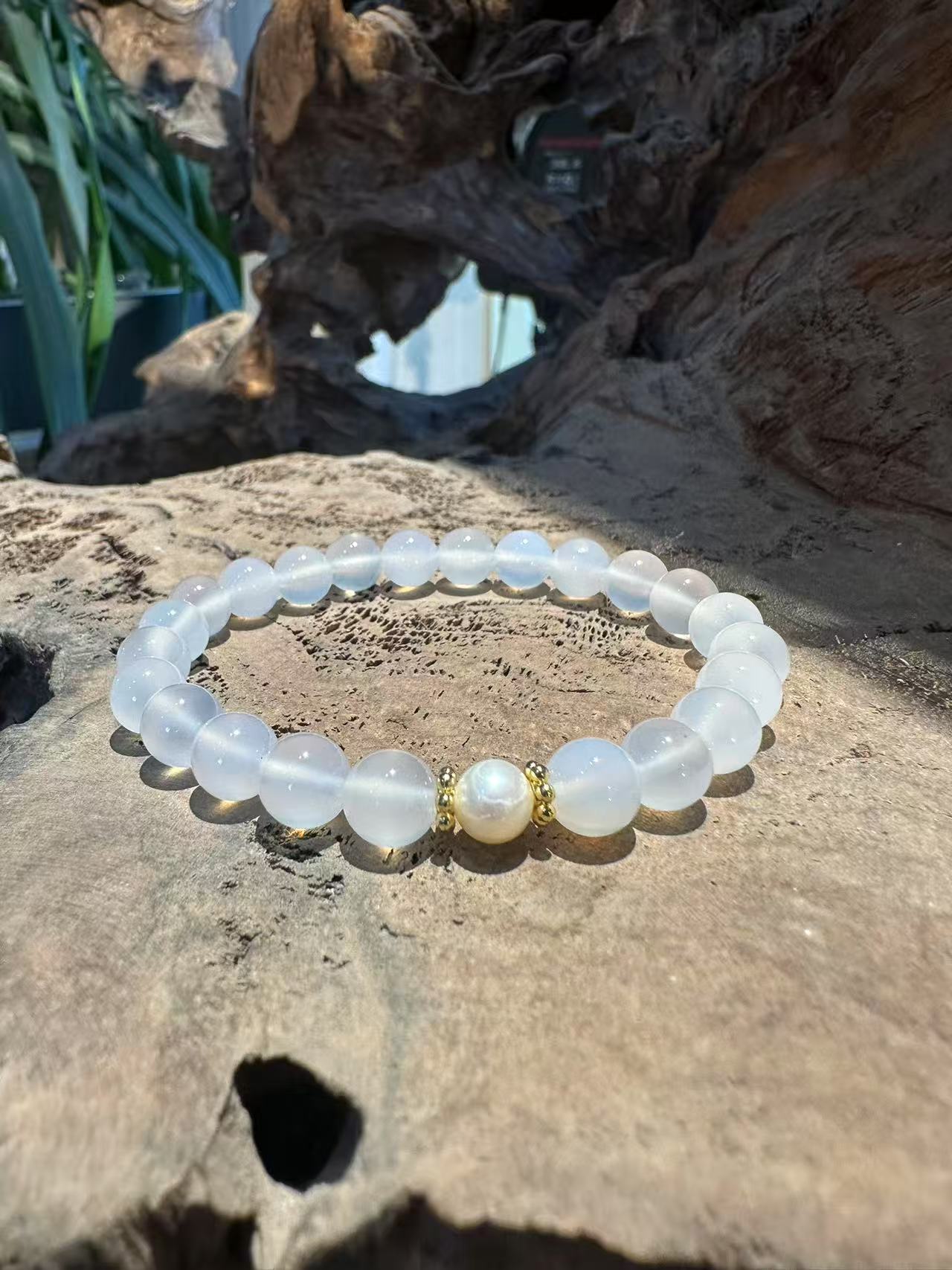 Luminous Natural White Chalcedony and Freshwater Pearl Bracelet