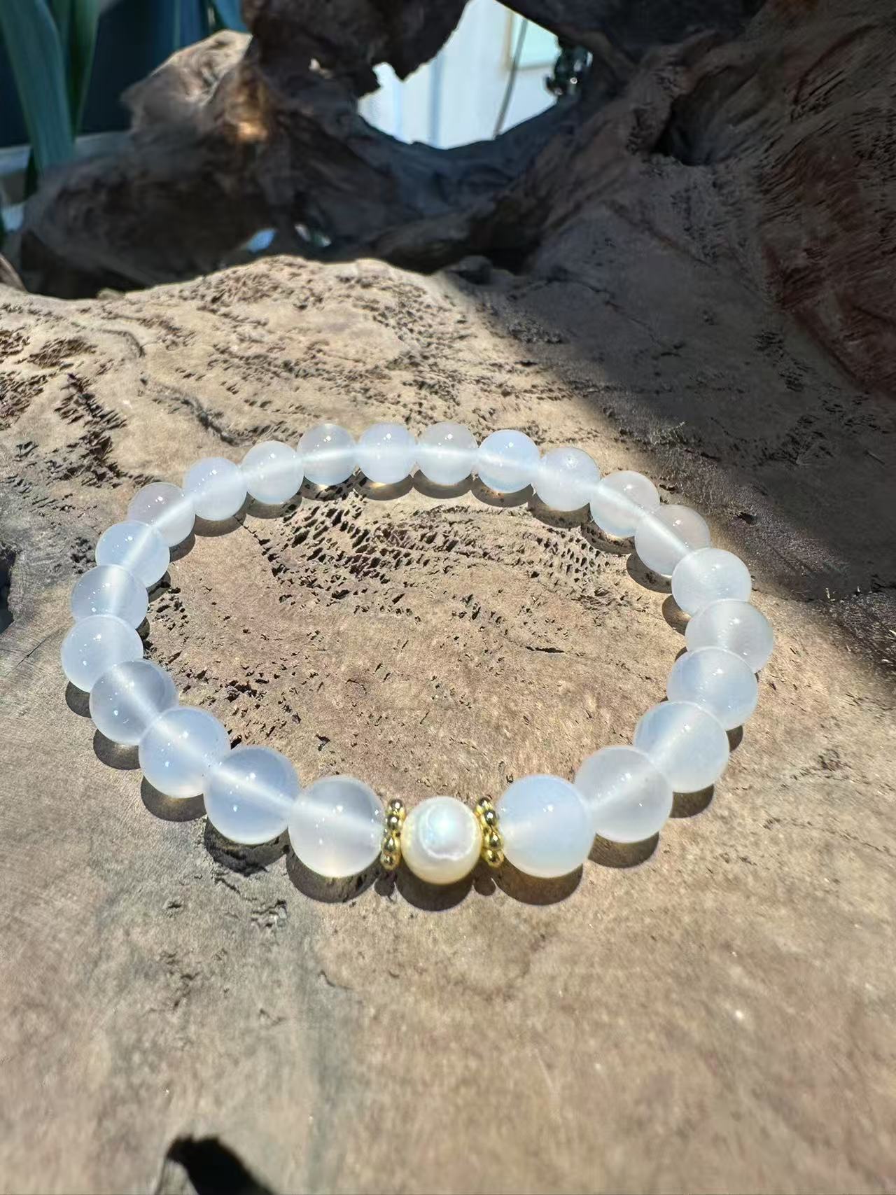 Luminous Natural White Chalcedony and Freshwater Pearl Bracelet