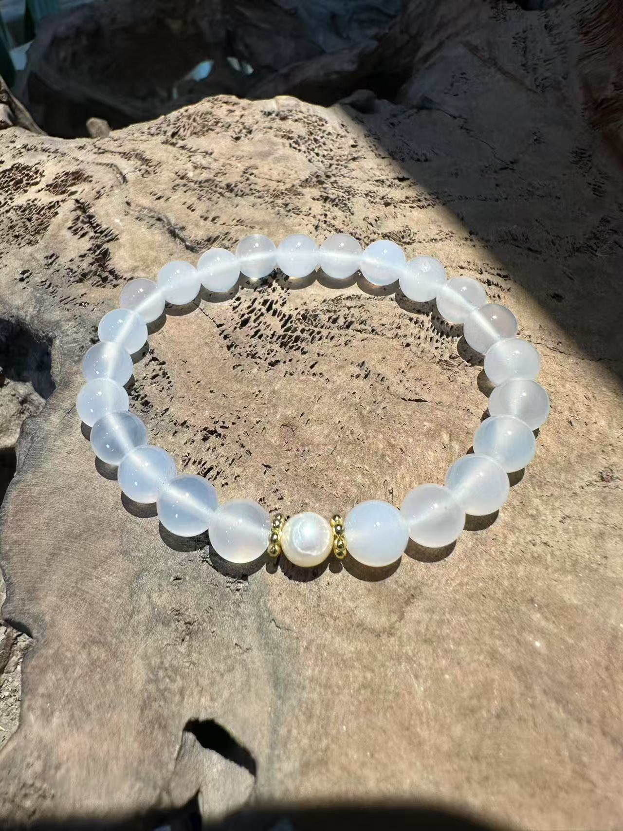 Luminous Natural White Chalcedony and Freshwater Pearl Bracelet
