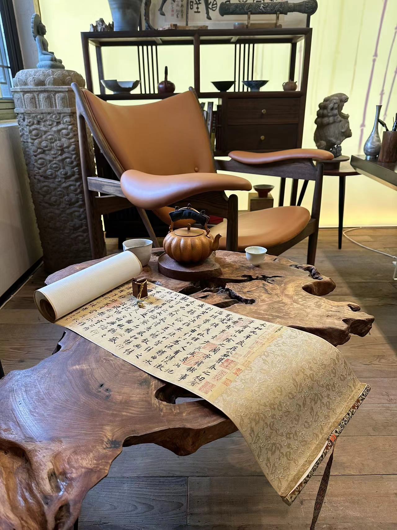 TU Live Edge Table with Natural Burl Wood