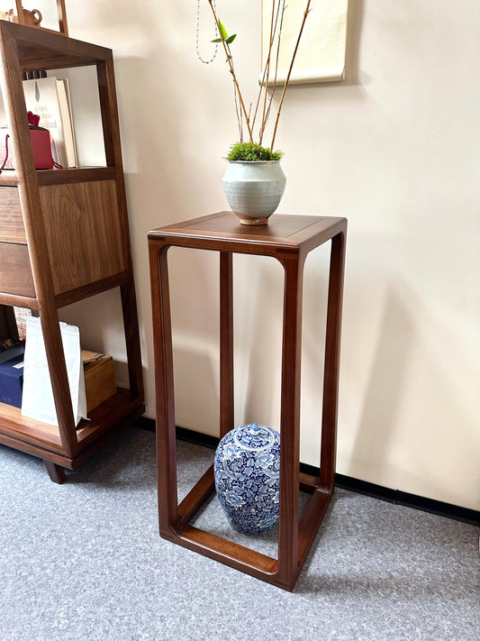 MU Minimalist Solid Wood Plant Stand